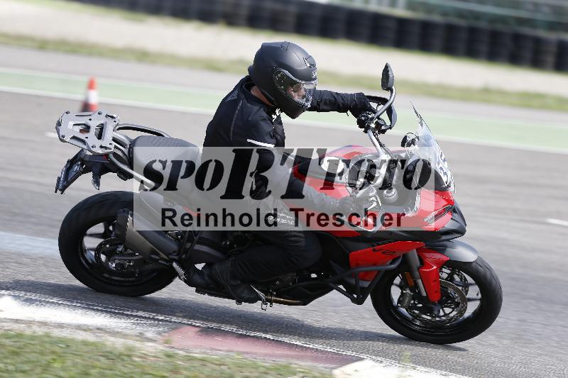 /24 16.07.2026  Cornu Master School ADR/gruen-vert/35